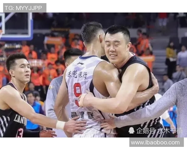 重庆篮球队防反体系解析：高效防守与快速反击的完美结合